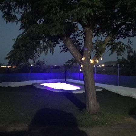 Вілла Cortijo Vista Alegre Фуенте-де-П'єдра Екстер'єр фото